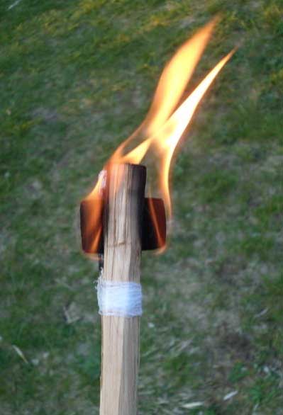 Как сделать чтобы факел горел. Факел долгогорящий. Факел садовый. Факел настоящий. Факел самодельный.
